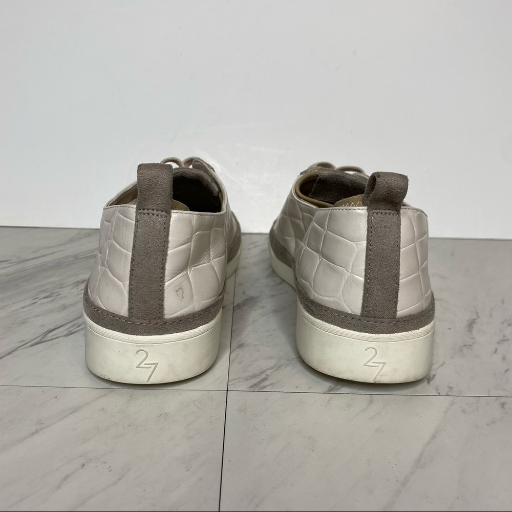 27 Edit Valarie Sneaker - Picture 3 of 12